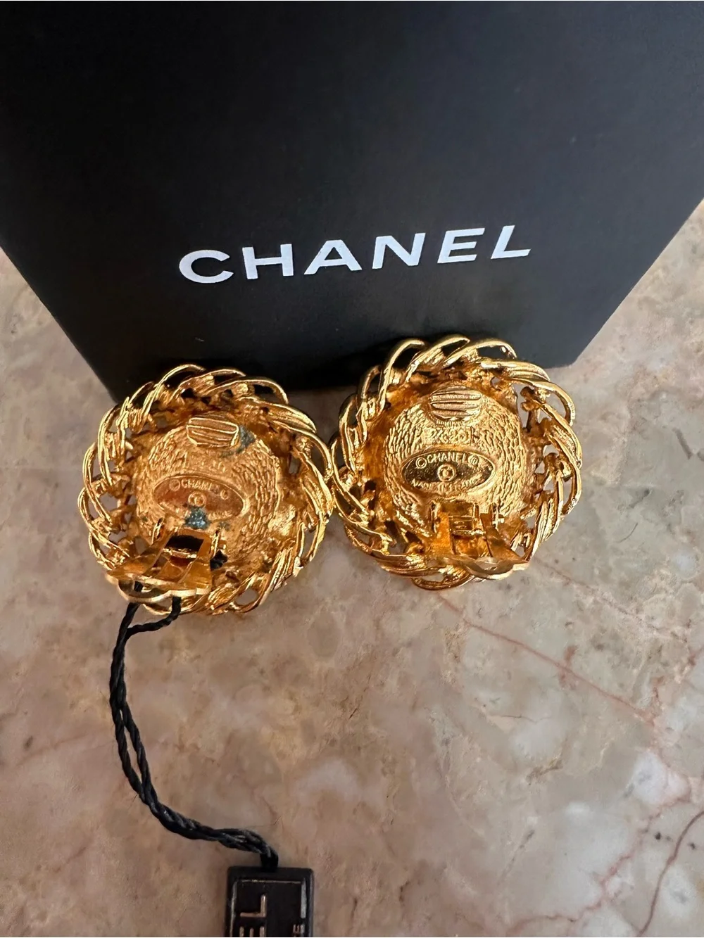 CHANEL clip earrings